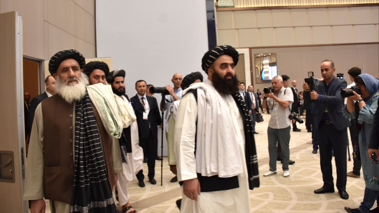 İran-Taliban Krizinde Yeni Ad: Humeyni Vakfı'nın Kapatılması