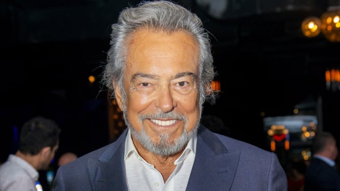 Hayranlarını üzdü! Güneri Civaoğlu hayatını kaybetti! Güneri Civaoğlu kimdir, kaç yaşında, öldü mü?