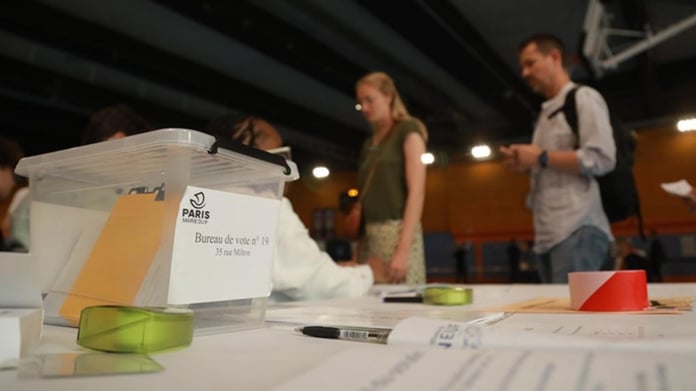 Fransa yeniden sandık başına gidiyor