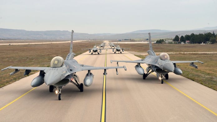 KKTC Cumhurbaşkanı Tatar cevapladı: Türk F-16’ları KKTC’ye konuşlandırılabilir mi?