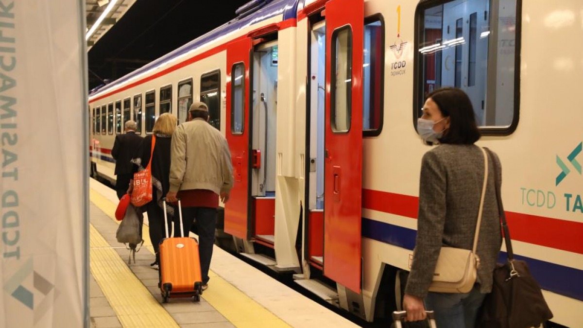 TCDD trenleri. Fotoğraf: İHA