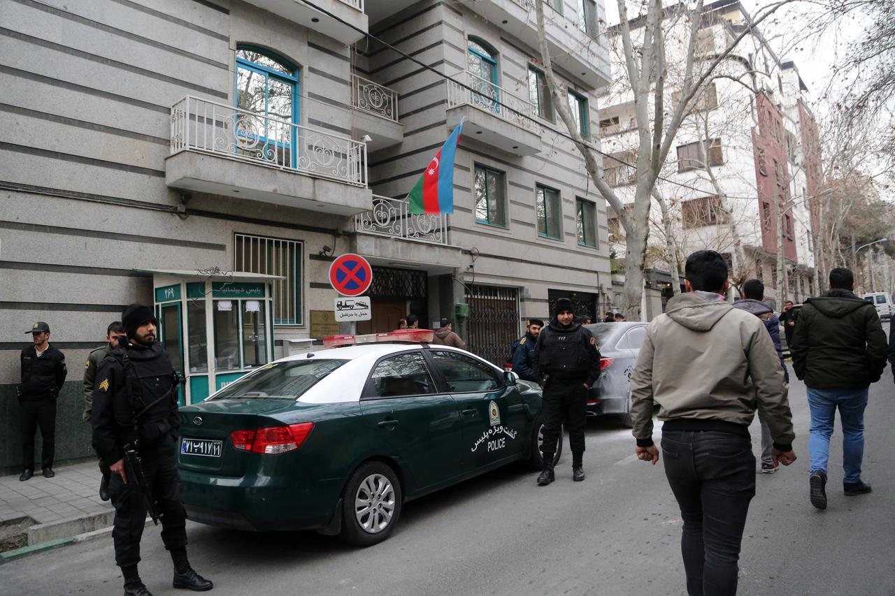 Azerbaycan’ın Tahran Büyükelçiliği niçin hedef alındı?
