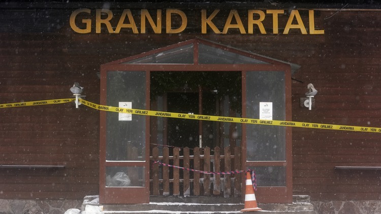 Grand Kartal Otel.