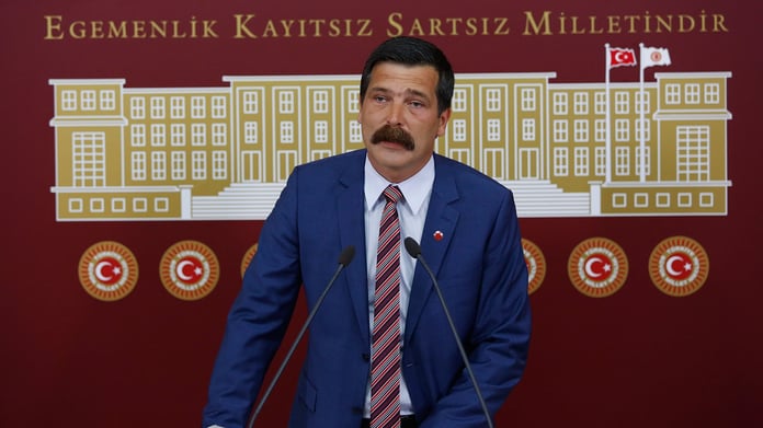 Özgür Özel’in “kırmızı kartı”na bir eleştiri de TİP’ten geldi