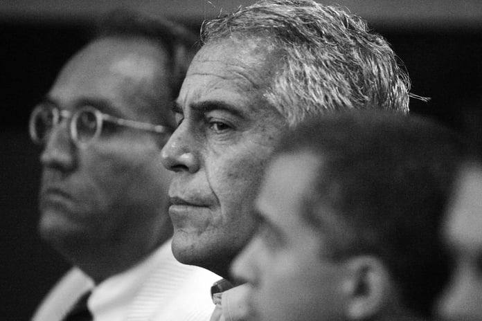 Jeffrey Epstein: Bill Clinton ve Prens Andrew'ün isimleri dava belgelerinde yer aldı