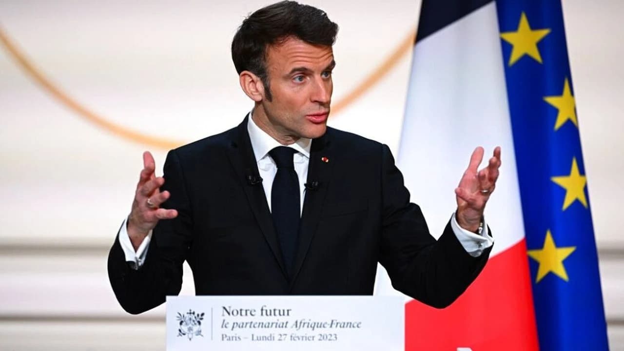 Macron, "bağımsız Avrupa güvenlik politikası" çağrısını yineledi