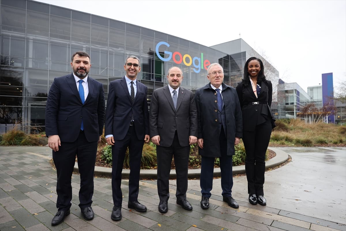 Bakan Varank, Silikon Vadisi'ni ziyaret etti