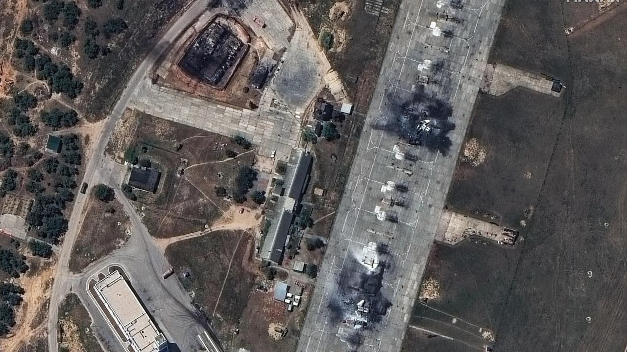 Belbek Hava Üssünün yeni görüntülerinde MiG-31 Foxhounds'un imha edildiği doğrulandı