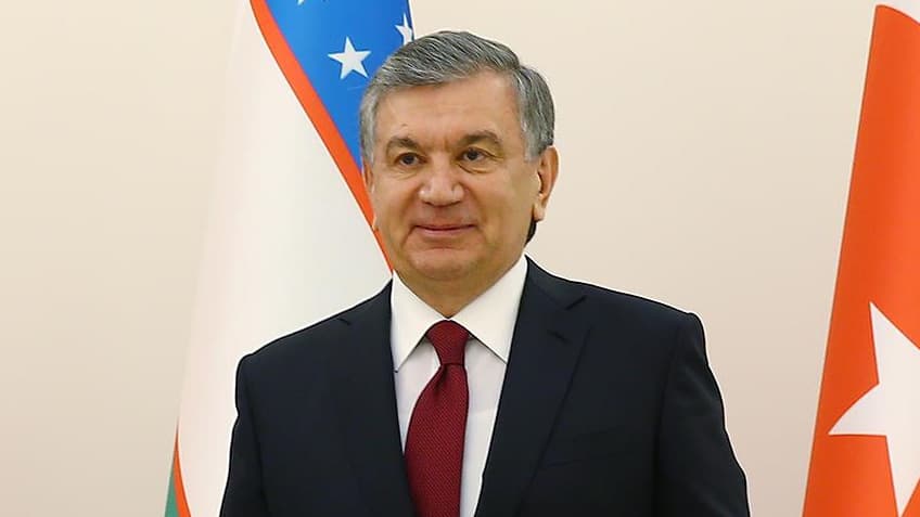 Özbekistan'da Mirziyoyev, yeniden cumhurbaşkanı seçildi