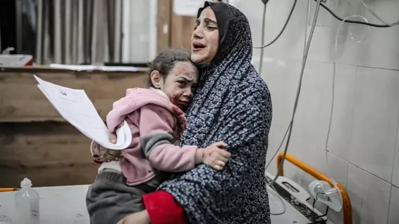 Middle East Eye: Gazze'de görünenden çok daha fazlası yaşanıyor!