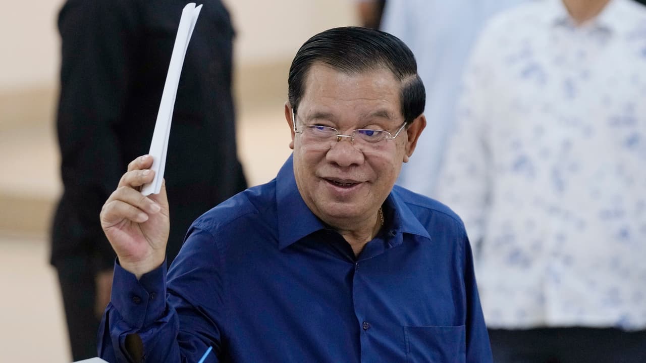 Kamboçya Başbakanı Hun Sen istifa etti