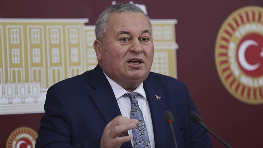 Cemal Enginyurt partisinden istifa etti | Cemal Enginyurt kimdir, hangi partili?