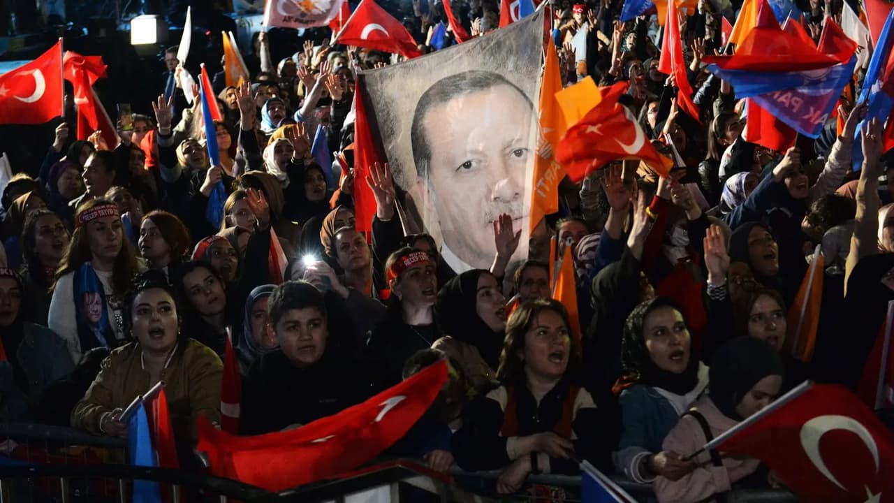 The New York Times: Türkiye'de milliyetçilik galip geldi