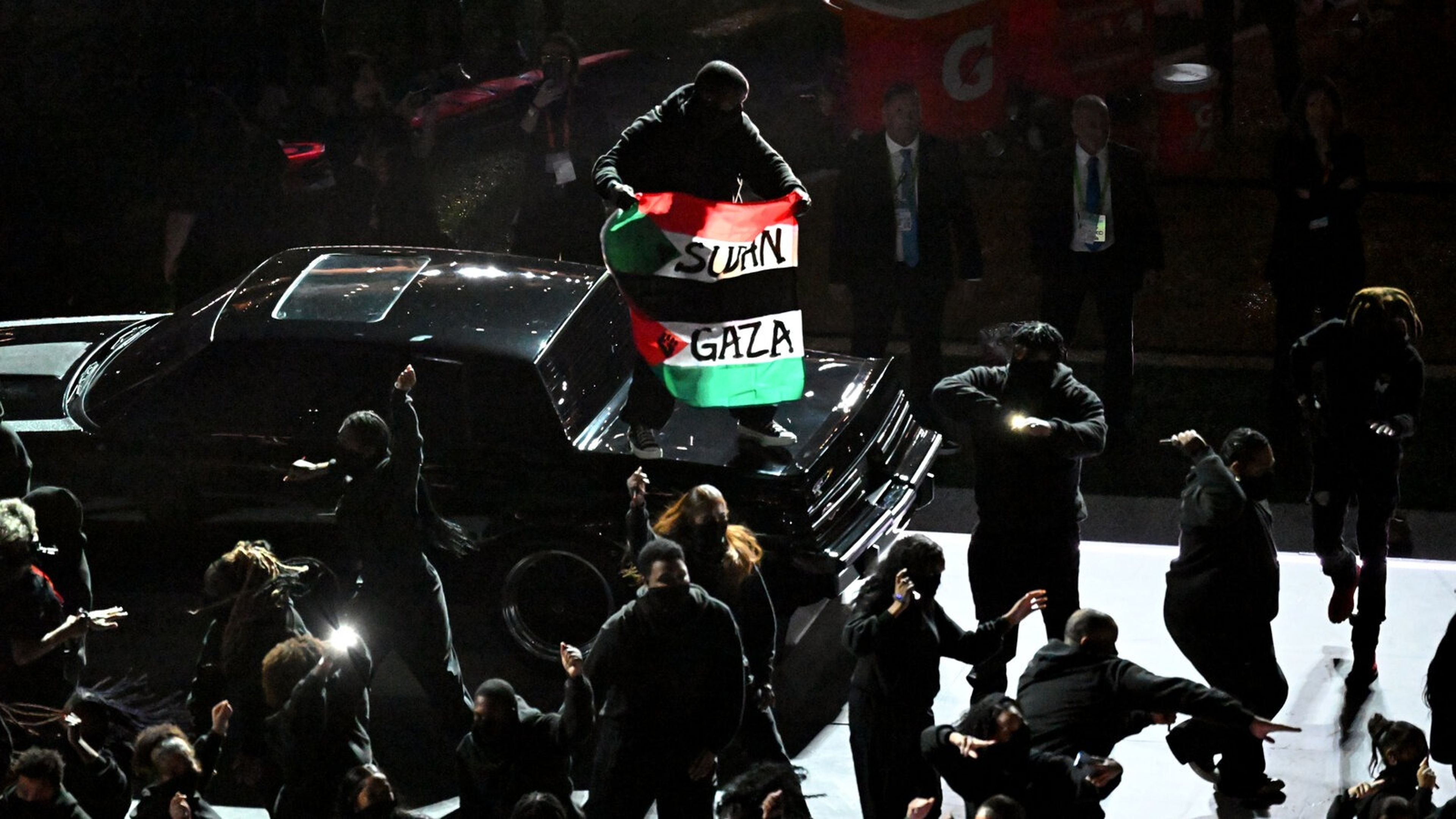 Milyonlarca kişinin izlediği Super Bowl'a Gazze protestosu damga vurdu
