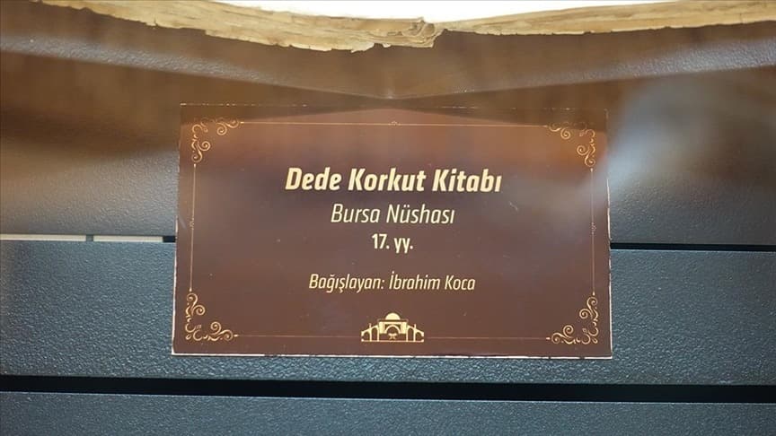 Bağışlanan Nadir Kitap Türkologları Çekti