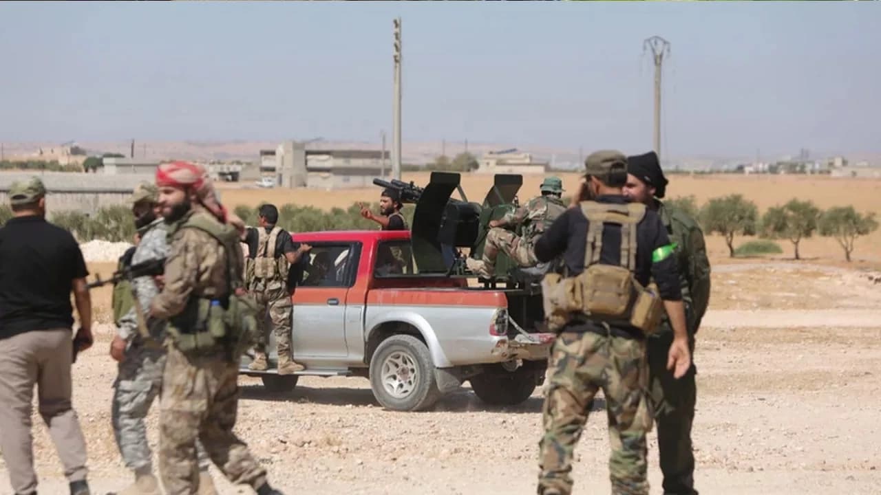 PKK/YPG baskısı altındaki Arap aşiretleri, Deyrizor'da 3 köyü teröristlerden arındırdı