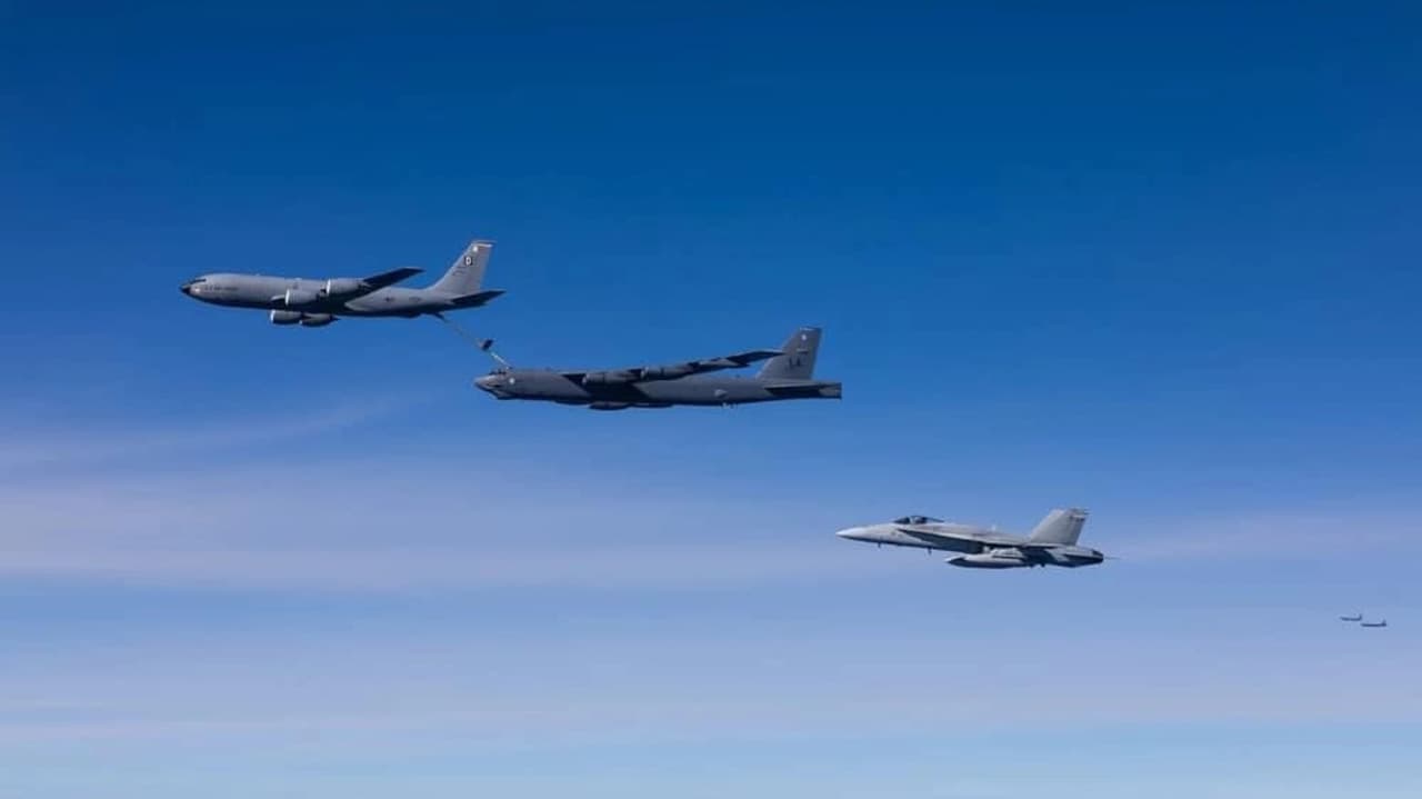 B-52 bombardıman uçakları ilk kez Romanya’da