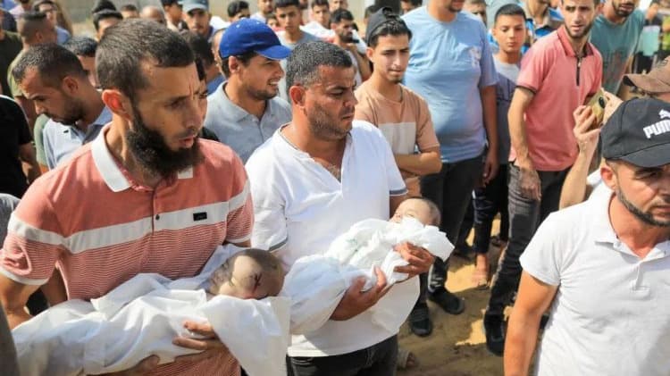 Habeck: İsrail uluslararası hukuku ihlal ediyor
