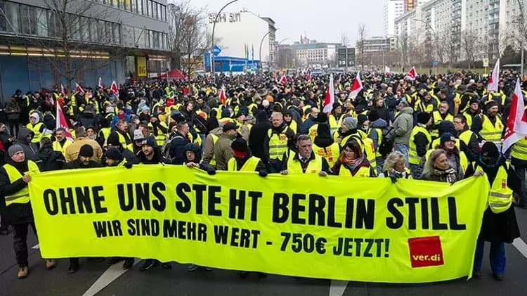 Berlin'de 48 saatlik grev: Toplu taşıma durdu