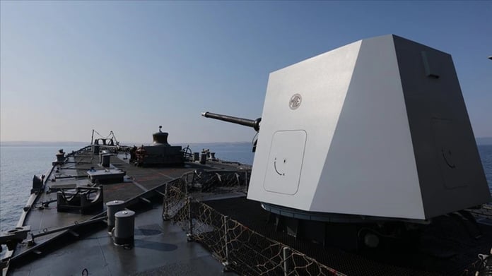 Milli deniz topu "Denizhan" TCG Koçhisar'a entegre edilecek