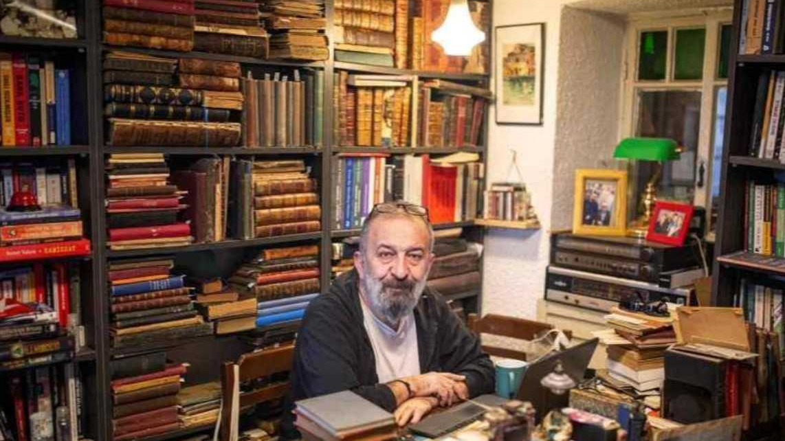 İzmir'de Hermes adlı kitapçı, isim konusunda verdiği yasal mücadeleyi kazandı.