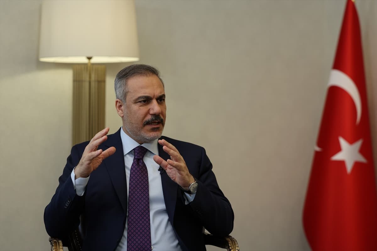 Hakan Fidan: Washington ile sorunumuz YPG desteği