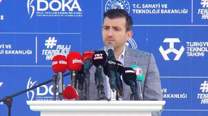 Selçuk Bayraktar: 2023'te tam 1 milyonu aşkın genç teknoloji yarışmalarımıza başvurdu. 6 yılda 10 milyon ziyaretçi TEKNOFEST'lere katıldı