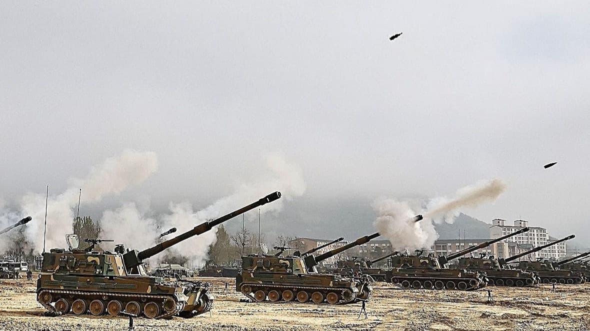 Güney Kore, 155mm K9 obüsünü ilk kez yerli motorla üretti
