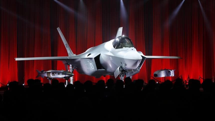 Türkiye'nin F-35 ve S-400 açıklaması: "Yunan basınına sorun"