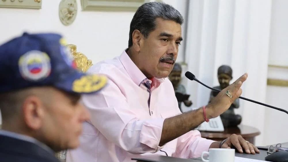 Venezuela Peru ile diplomatik ilişkilerini kesti