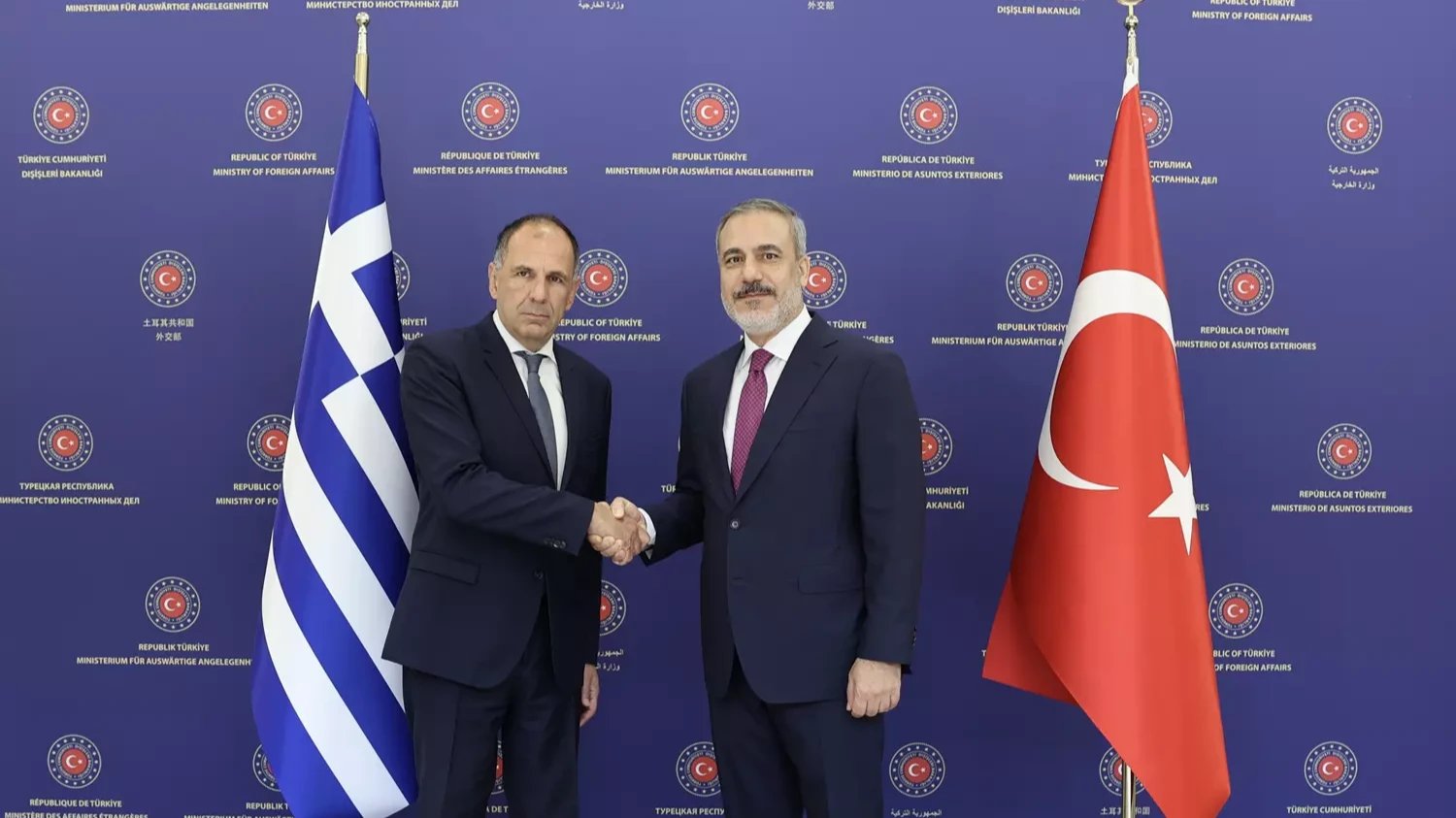 Yunanistan Dışişleri Bakanı Yorgos Yerapetritis ve Dışişleri Bakanı Hakan Fidan 