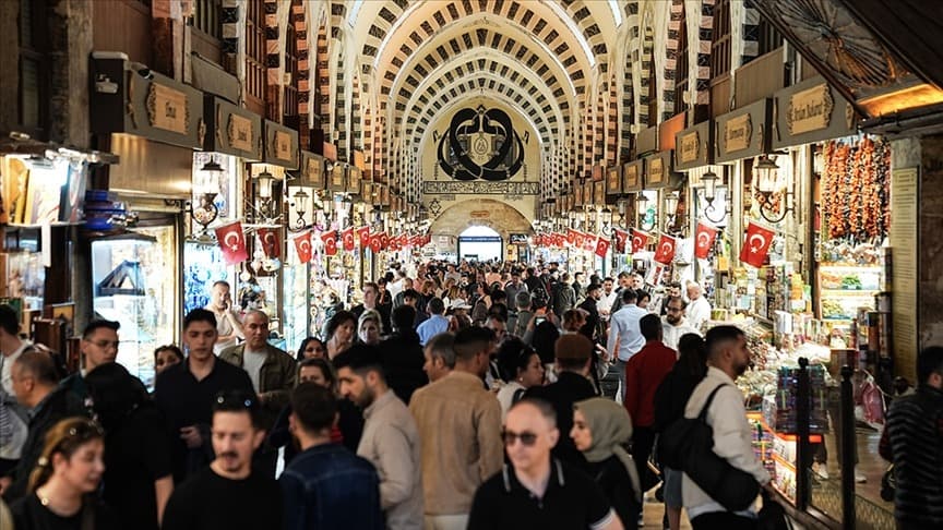 2100'de Türkiye'nin nüfusu 65 milyona düşecek