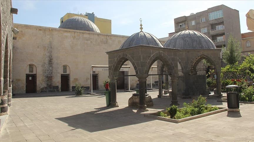 Cizre: Tarihi Yapılarıyla Ziyaretçilerini Bekliyor