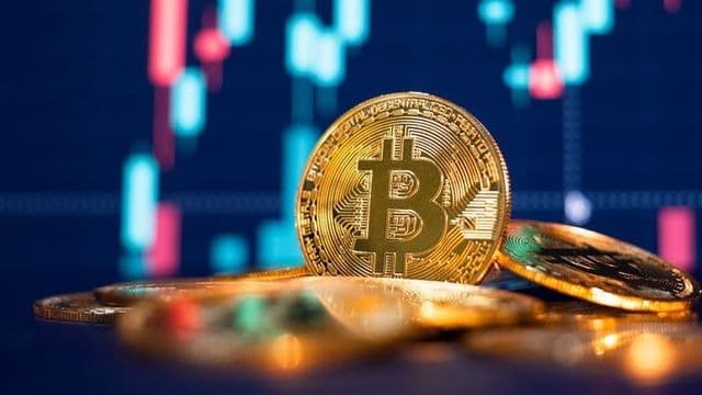 Bitcoin, ETF başvuruları haberleriyle yükselişte