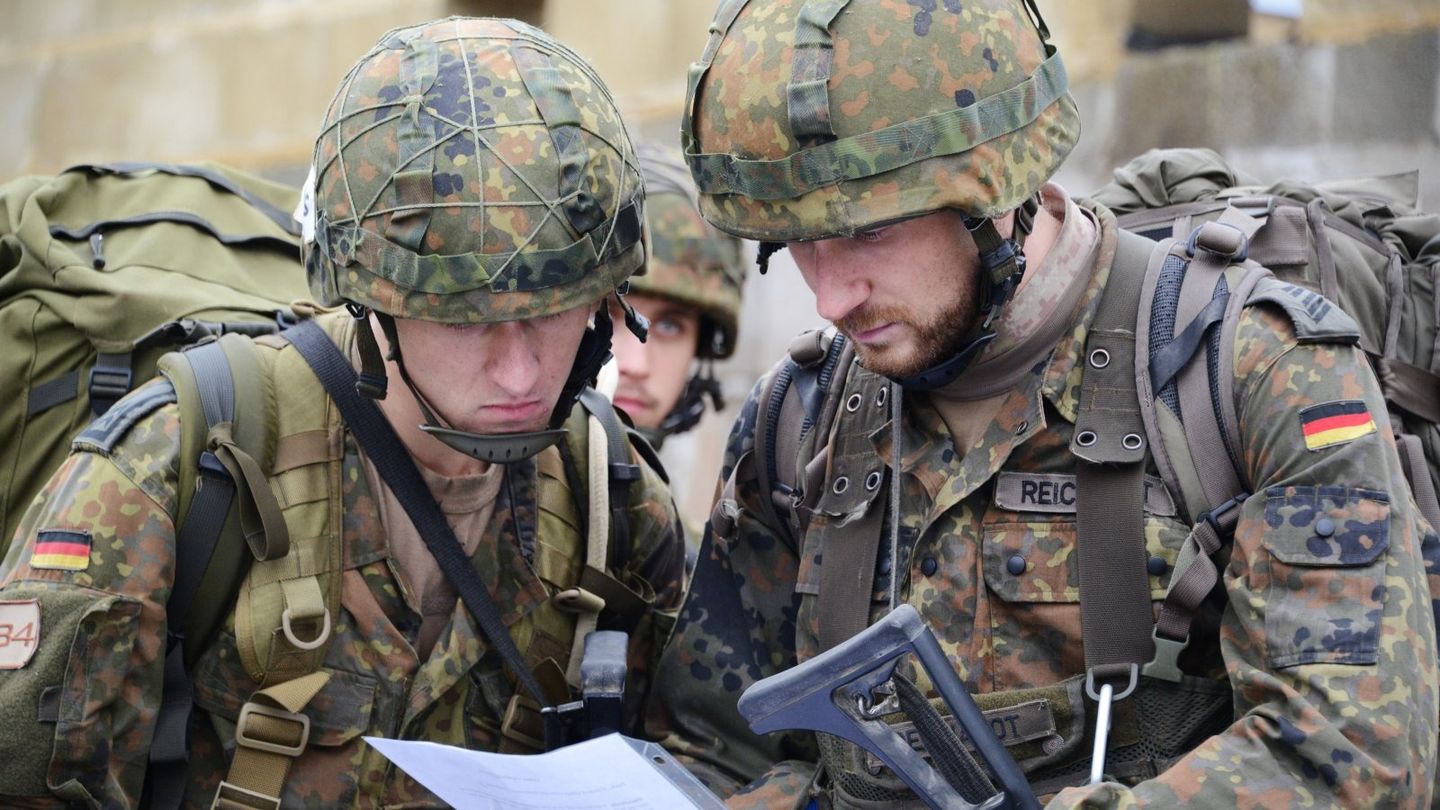 Alman ordusunun üst düzey yetkilisi, Rusya'nın 2029 yılında NATO ile savaşa girebileceğini söyledi