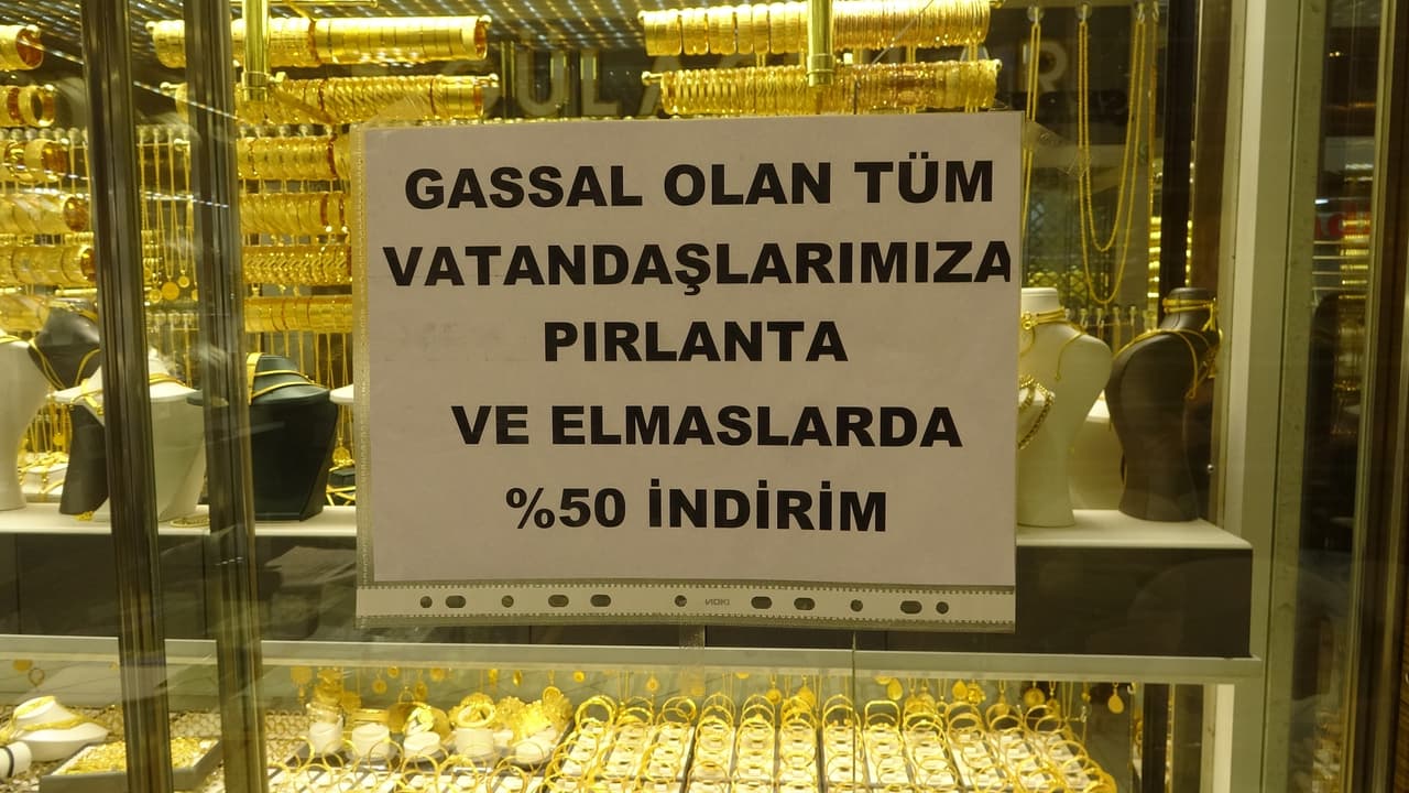 Elazığlı esnaf şok etti! Gassallara pırlanta ve elmaslarda yüzde 50 indirim