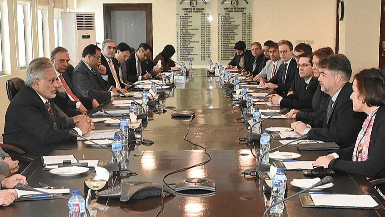 Pakistan, IMF'ye Karşı 765 Milyon Dolar Tasarruf Planı