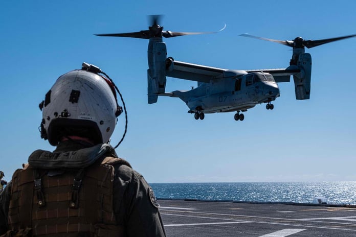 Avustralya'da Çinli pilotları eğiten emekli subaylara 20 yıl hapis cezası