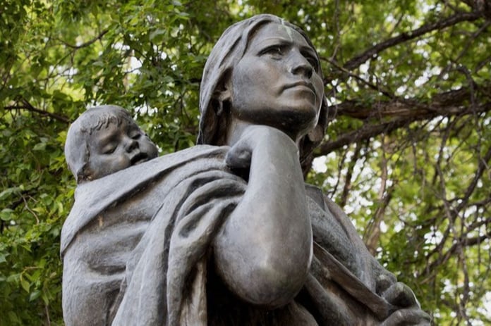 Dünya tarihine geçmiş en etkili 10 anne