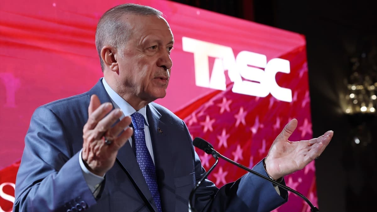 Cumhurbaşkanı Erdoğan: İsrail, bölge barışını tehdit ediyor