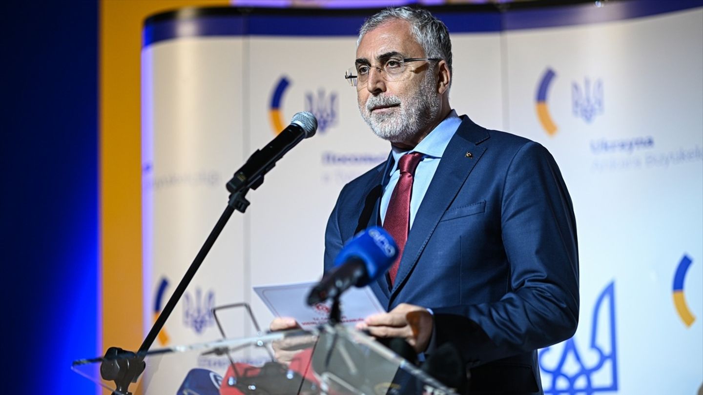 Bakan Işıkhan: Ukrayna'nın davasında haklı olduğu bu savaşın sona ermesi için destek vermeye devam edeceğiz