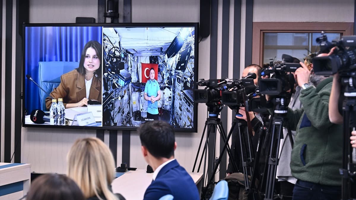Türk Astronot Alper Gezeravcı, basına yanıt verdi