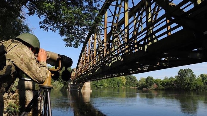Edirne sınır hattında yaklaşık 7,5 yılda 3 bin 739 FETÖ zanlısı yakalandı