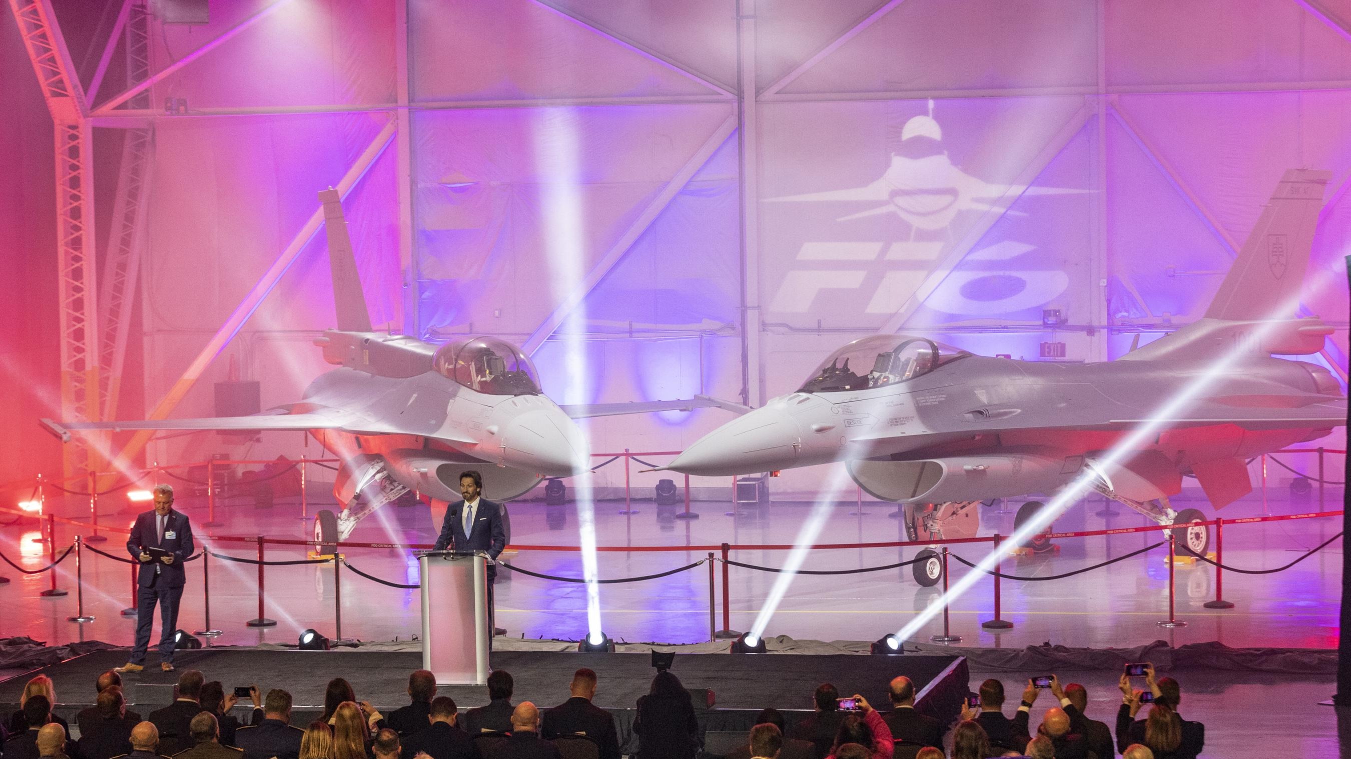 F-16 Blok 70: Slovakya'nın ilk iki adet F-16 Blok 70 savaş uçağı teslim edildi