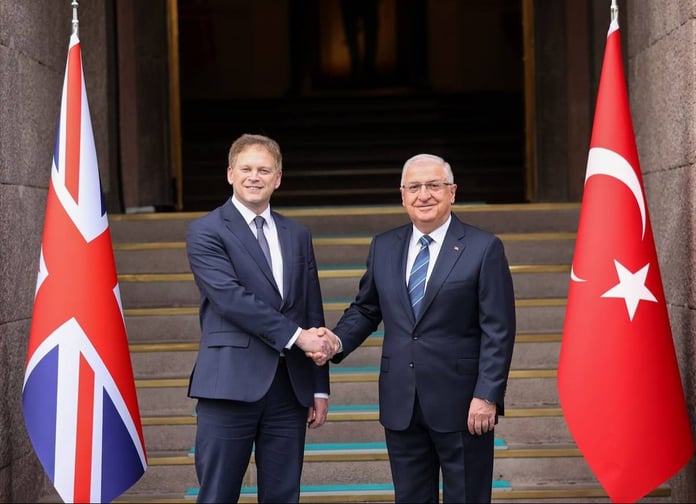 Milli Savunma Bakanı Yaşar Güler, İngiltere Savunma Bakanı Grant Shapps ile görüştü
