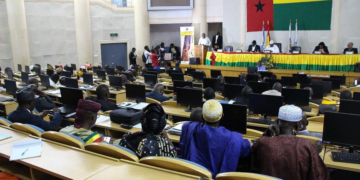 Gine-Bissau'da darbe girişiminden sonra meclis feshedildi
