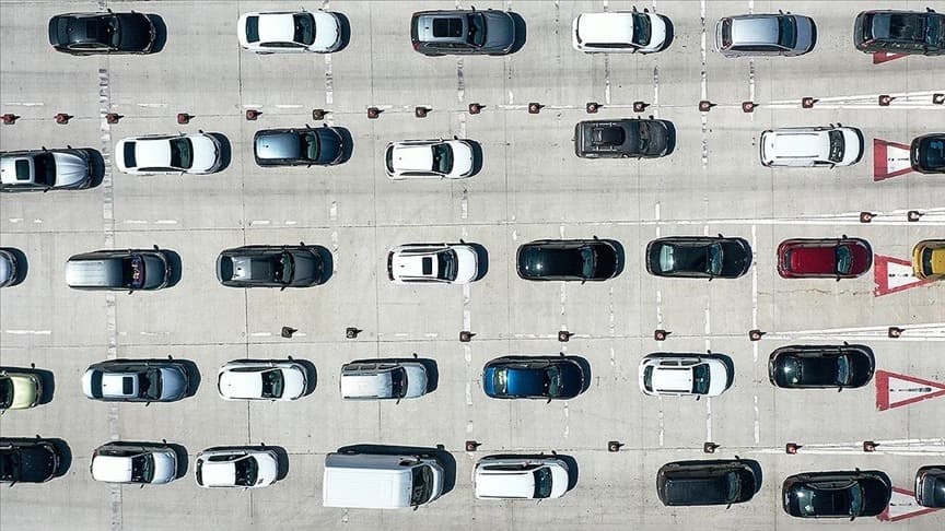 Araç alım satımında yeni düzenleme! Trafik sigortası ve engelli araç kullanımı için yeni şartlar getirildi