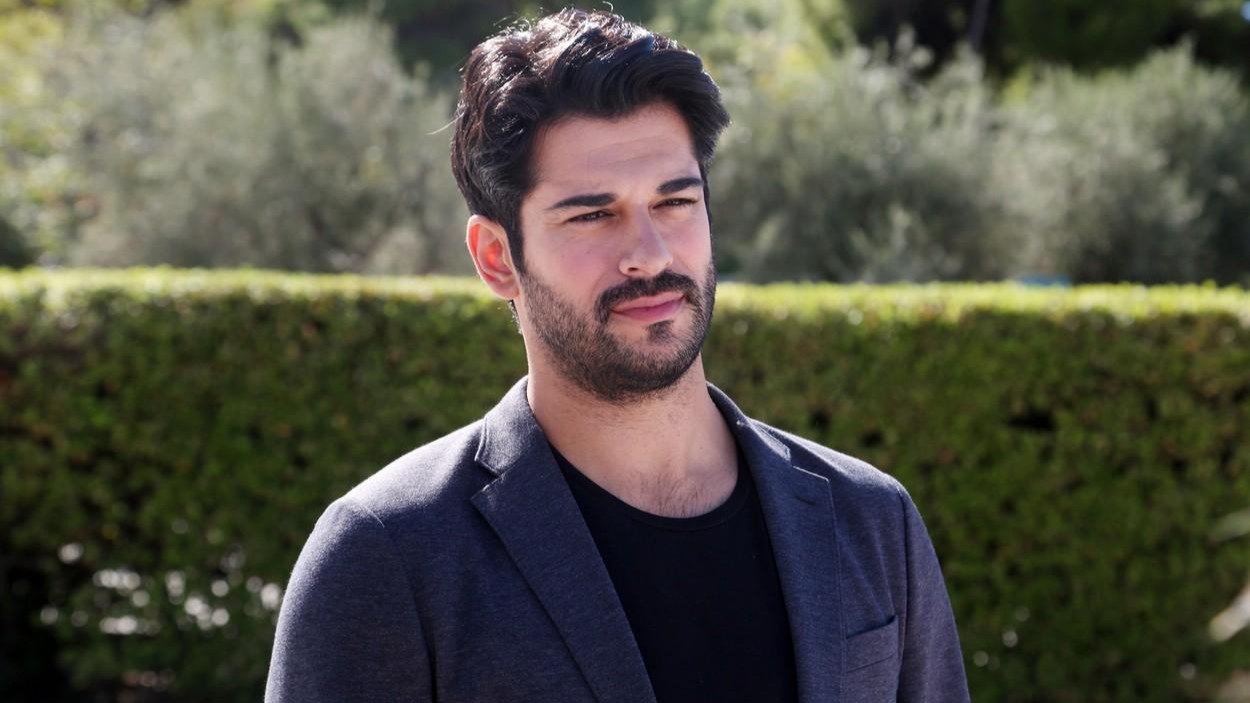 Burak Özçivit