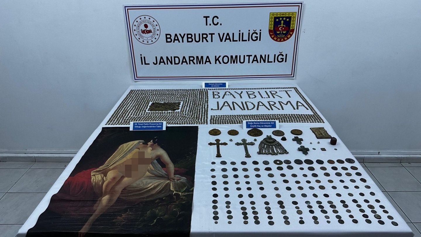 Bayburt’ta Picasso tablosu ele geçirildi