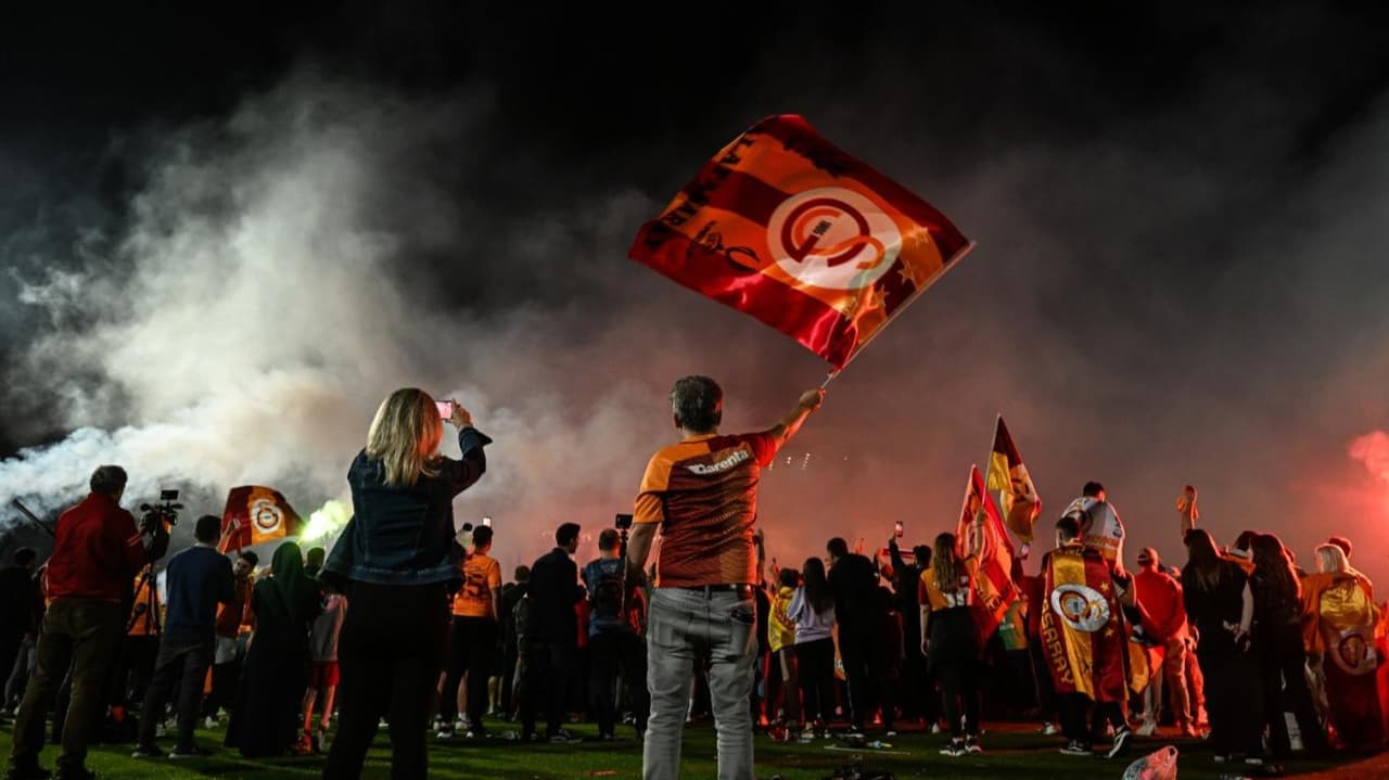 Galatasaray maçı ertelendi mi? Galatasaray maçı neden ertelendi?